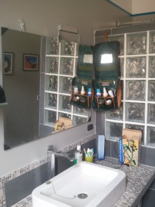 lavabo bagno e specchio